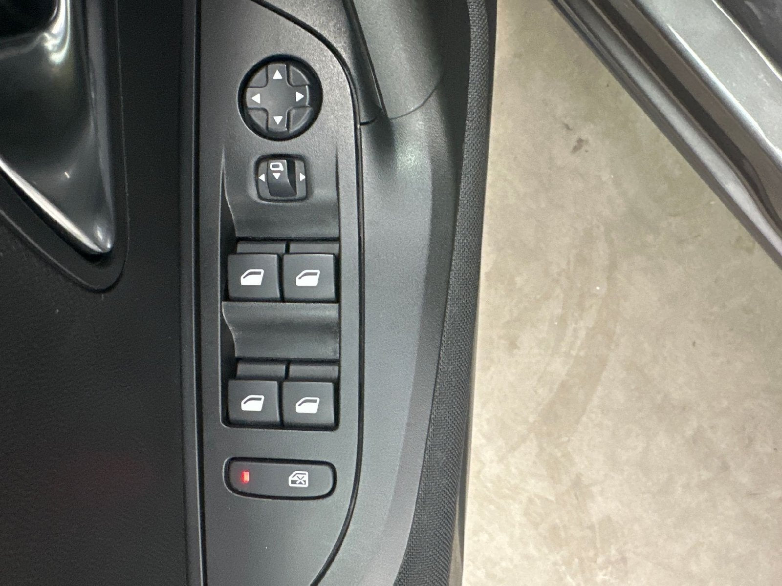 Peugeot 2008 1.2i Active Pack