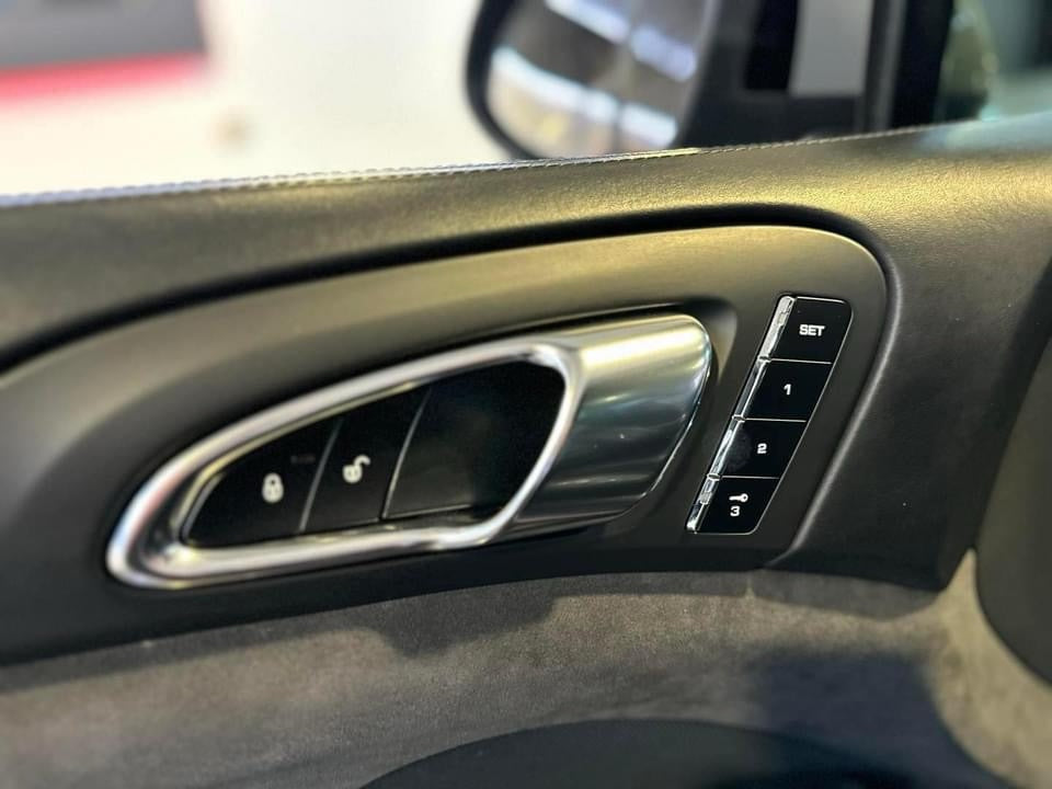 Porsche Cayenne II GTS 4.8