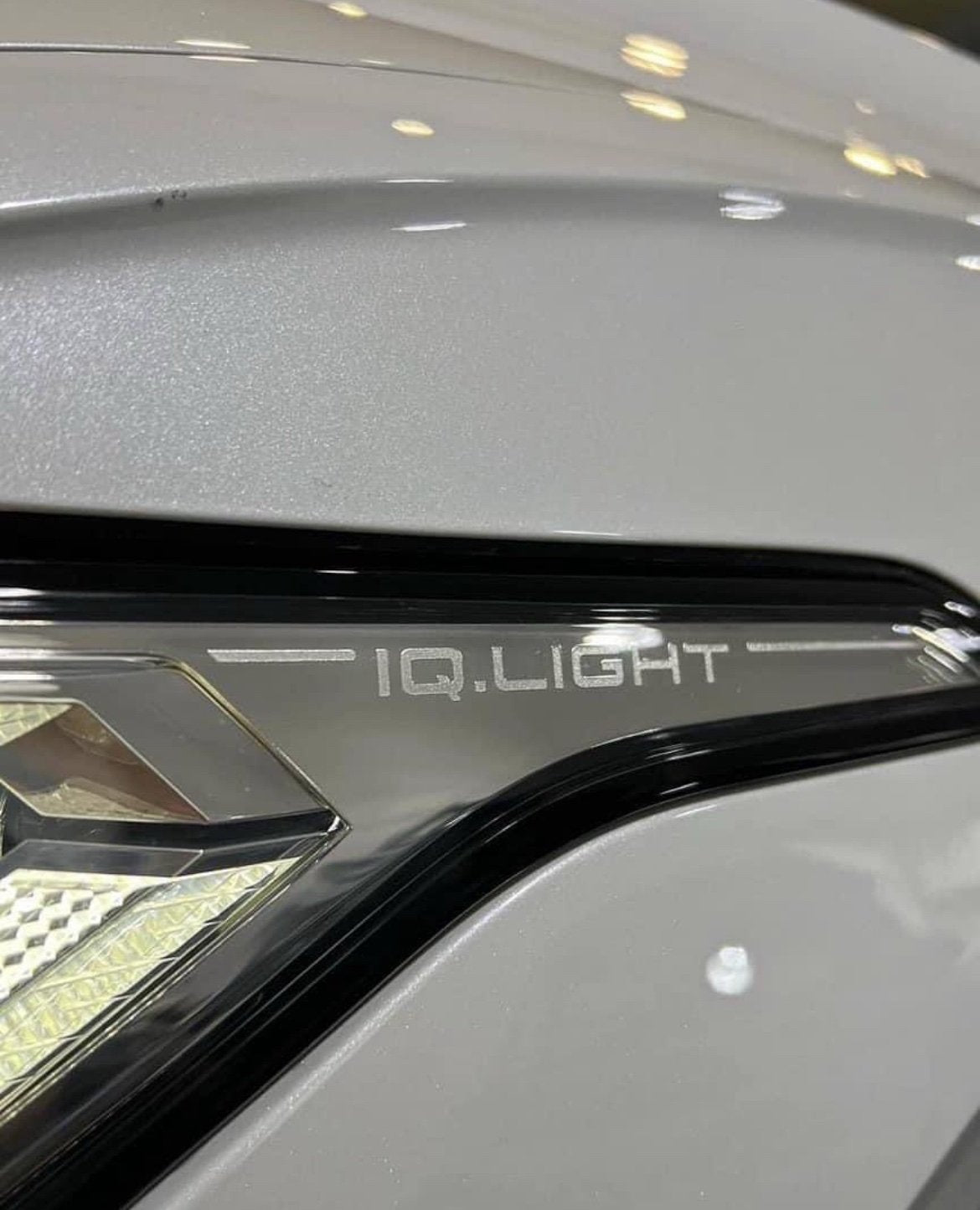 VOLKSWAGEN TIGUAN R-LINE 2.0 TDI