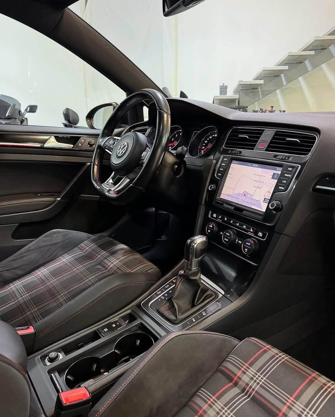 VOLKSWAGEN GOLF 7 GTI